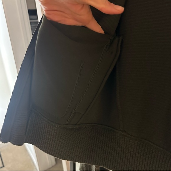 Lululemon On Repeat Bomber in Forest Green 2 NWOT - Picture 11 of 15